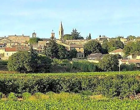 Maison Avec Grande Piscine Surplombant La Garrigue
